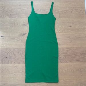 Zara emerald green lightweight curve loving dress